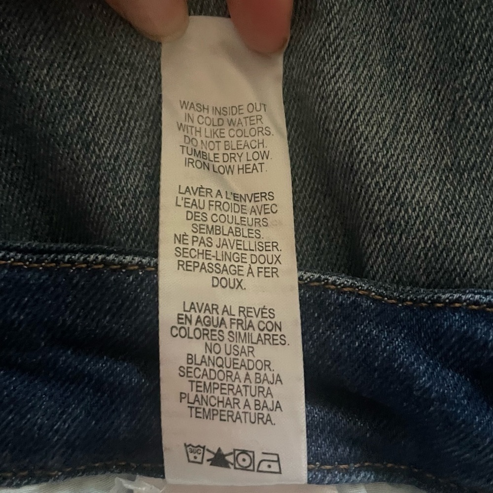 Good American Good Legs Crop Shadow Pockets in INDIGO008 Wash Size 10 / 30 NWOT - Picture 8 of 11